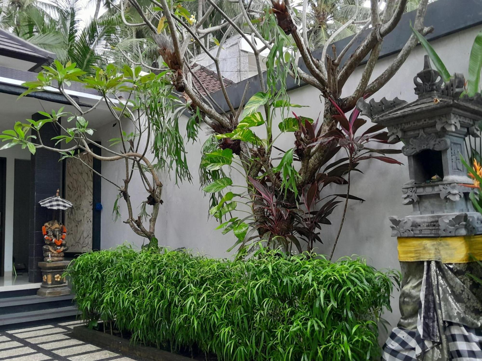 Villa Karma Candidasa Exterior photo
